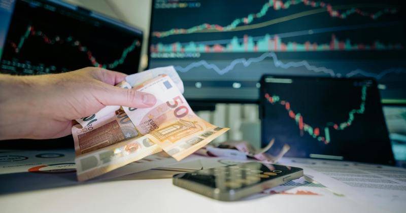 Pexels/JakubZerdzicki